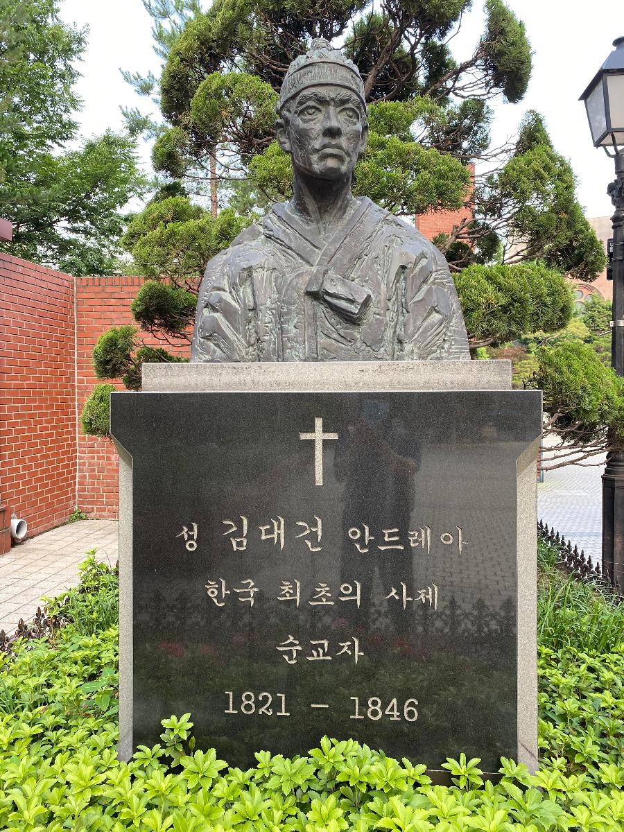 서울대교구 명동 성당 성 김대건 신부상