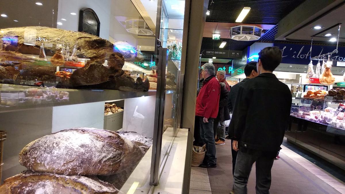 레알 드 리옹(Les Halles Lyon) 폴보퀴즈 시장 내부5