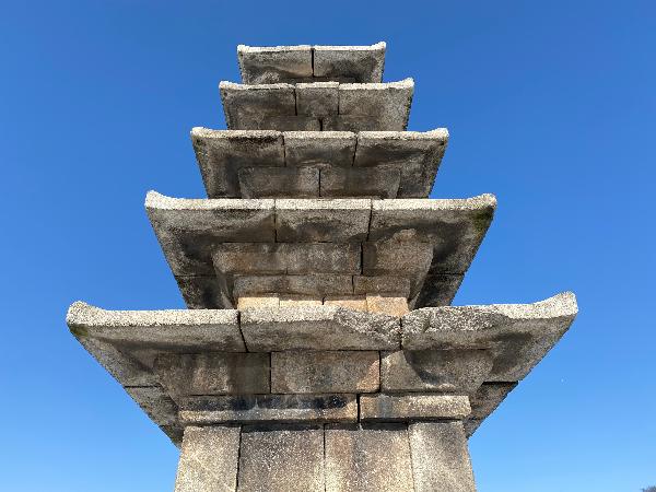 정림사지오층석탑(扶餘定林寺址五層石塔) : 1층인 탑신부를 기준으로 위로 2,3,4,5층